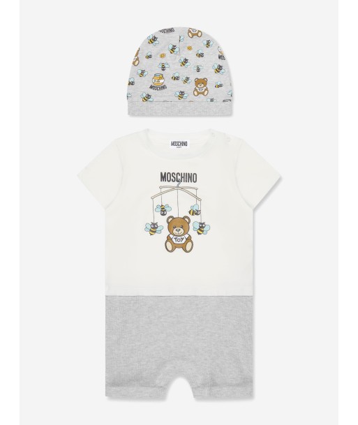 Moschino Baby Romper And Hat Gift Set chez Cornerstreet bien 