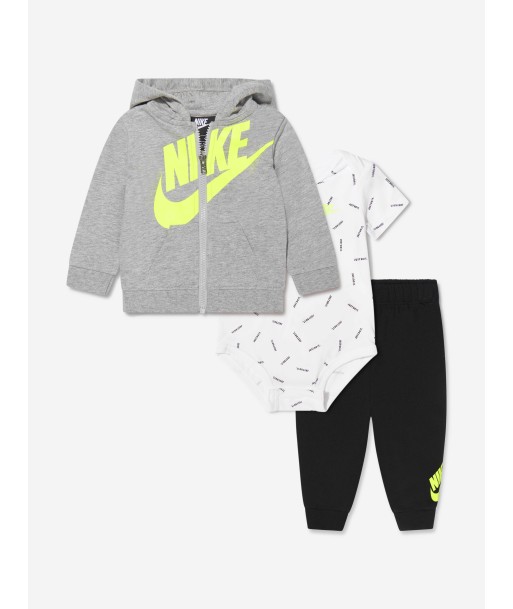 Nike Baby Boys 3 Piece Tracksuit Set s'inspire de l'anatomie humaine