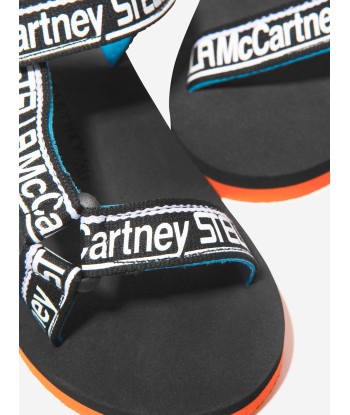 Stella McCartney Kids Logo Strap Sandals in Black le des métaux précieux